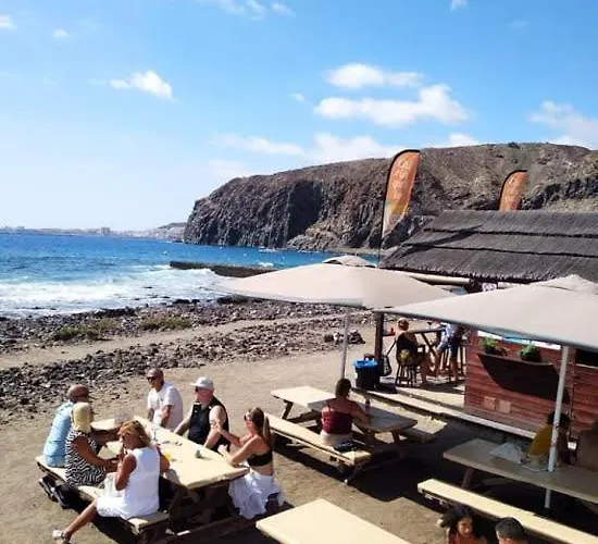 Ocean View Elegant Magic Palm-mar