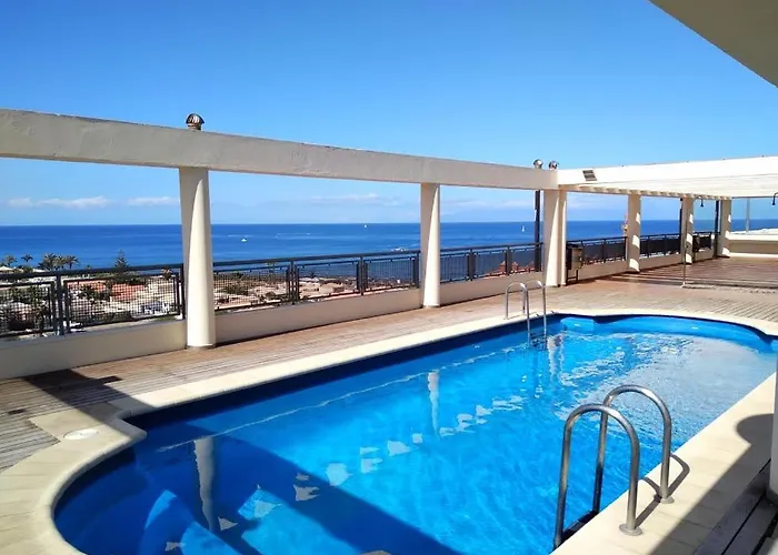 Ocean View Elegant Magic Palm-mar