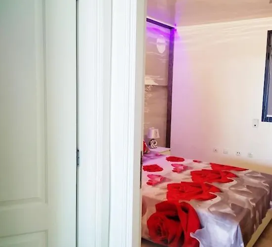 Ocean View Elegant Magic Apartment