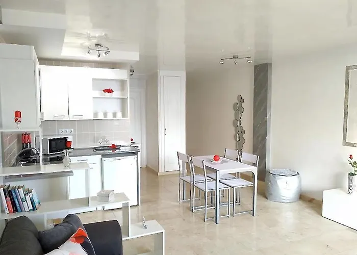 Ocean View Elegant Magic Apartmán