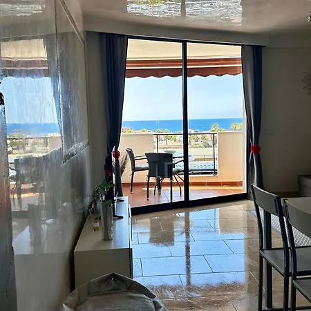 Ocean View Elegant Magic Apartament
